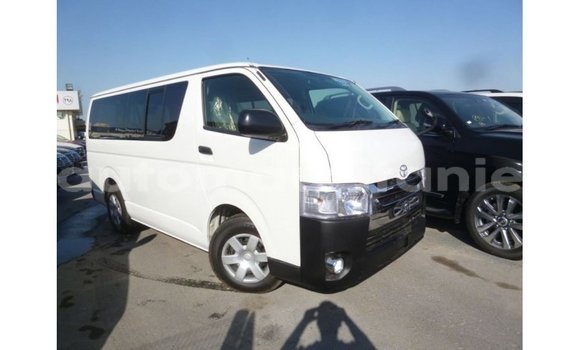 Acheter Import Voiture Toyota Hiace Blanc à Import - Dubai, Adrar Acheter Import Voiture Toyota Hiace Blanc à Import - Dubai, Adrar