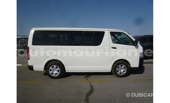 Acheter Import Voiture Toyota Hiace Blanc à Import - Dubai, Adrar Acheter Import Voiture Toyota Hiace Blanc à Import - Dubai, Adrar