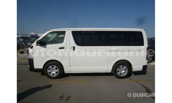 Acheter Import Voiture Toyota Hiace Blanc à Import - Dubai, Adrar Acheter Import Voiture Toyota Hiace Blanc à Import - Dubai, Adrar