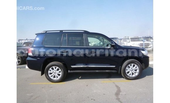 Acheter Import Voiture Toyota Land Cruiser Bleu à Import - Dubai, Adrar Acheter Import Voiture Toyota Land Cruiser Bleu à Import - Dubai, Adrar