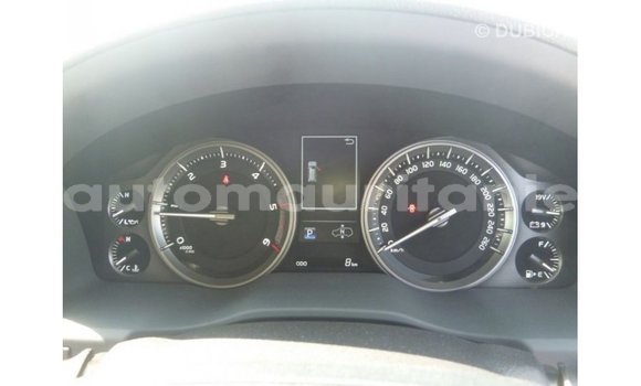 Acheter Import Voiture Toyota Land Cruiser Rouge à Import - Dubai, Adrar Acheter Import Voiture Toyota Land Cruiser Rouge à Import - Dubai, Adrar