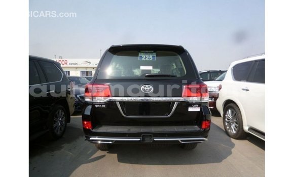 Acheter Import Voiture Toyota Land Cruiser Noir à Import - Dubai, Adrar Acheter Import Voiture Toyota Land Cruiser Noir à Import - Dubai, Adrar