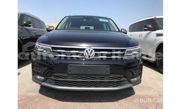 Acheter Import Voiture Volkswagen Tiguan Noir à Import - Dubai, Adrar Acheter Import Voiture Volkswagen Tiguan Noir à Import - Dubai, Adrar