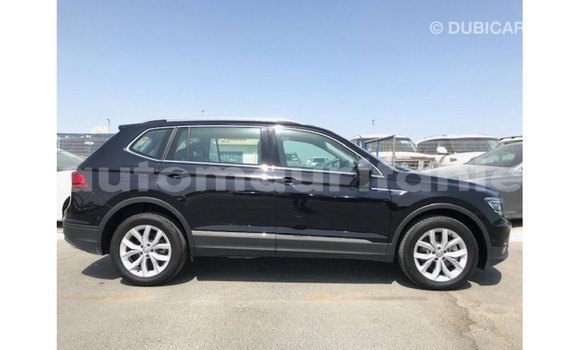 Acheter Import Voiture Volkswagen Tiguan Noir à Import - Dubai, Adrar Acheter Import Voiture Volkswagen Tiguan Noir à Import - Dubai, Adrar