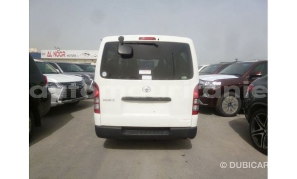 Acheter Import Voiture Toyota Hiace Blanc à Import - Dubai, Adrar Acheter Import Voiture Toyota Hiace Blanc à Import - Dubai, Adrar