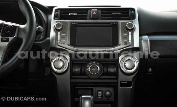 Acheter Import Utilitaire Toyota HiAce Autre à Import - Dubai, Adrar Acheter Import Utilitaire Toyota HiAce Autre à Import - Dubai, Adrar