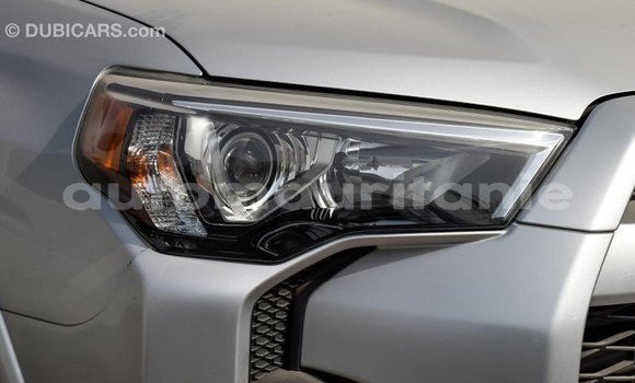 Acheter Import Utilitaire Toyota HiAce Autre à Import - Dubai, Adrar Acheter Import Utilitaire Toyota HiAce Autre à Import - Dubai, Adrar