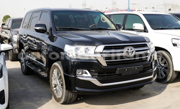 Acheter Import Voiture Toyota Land Cruiser Noir à Import - Dubai, Adrar Acheter Import Voiture Toyota Land Cruiser Noir à Import - Dubai, Adrar