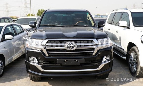 Acheter Import Voiture Toyota Land Cruiser Noir à Import - Dubai, Adrar Acheter Import Voiture Toyota Land Cruiser Noir à Import - Dubai, Adrar