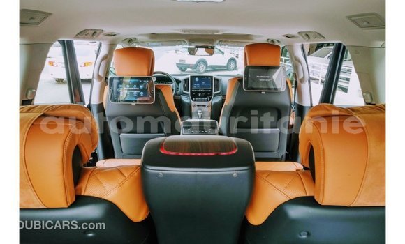 Buy Import Toyota Land Cruiser Black Car in Import - Dubai in Adrar Buy Import Toyota Land Cruiser Black Car in Import - Dubai in Adrar