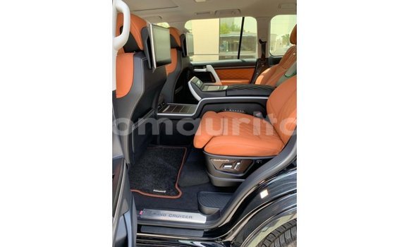 Buy Import Toyota Land Cruiser Black Car in Import - Dubai in Adrar Buy Import Toyota Land Cruiser Black Car in Import - Dubai in Adrar