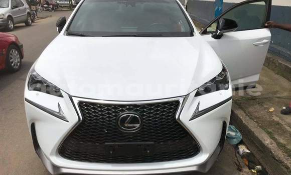 Acheter Occasion Voiture Lexus LX Blanc à Hamoud, Assaba Acheter Occasion Voiture Lexus LX Blanc à Hamoud, Assaba
