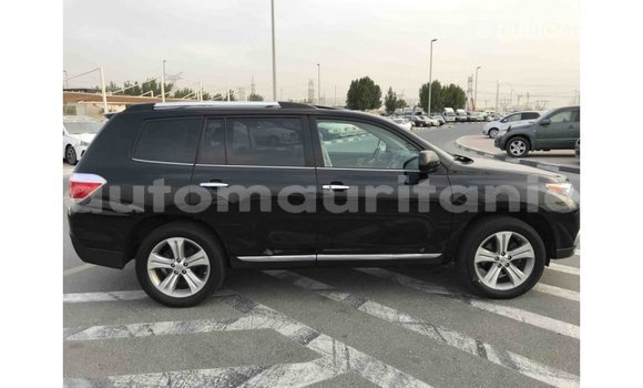 Acheter Import Voiture Toyota Highlander Noir à Import - Dubai, Adrar Acheter Import Voiture Toyota Highlander Noir à Import - Dubai, Adrar