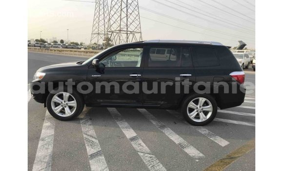 Acheter Import Voiture Toyota Highlander Noir à Import - Dubai, Adrar Acheter Import Voiture Toyota Highlander Noir à Import - Dubai, Adrar