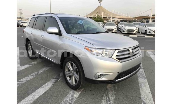 Acheter Import Voiture Toyota Highlander Autre à Import - Dubai, Adrar Acheter Import Voiture Toyota Highlander Autre à Import - Dubai, Adrar