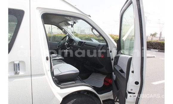 Buy Import Toyota Hiace White Car in Import - Dubai in Adrar Buy Import Toyota Hiace White Car in Import - Dubai in Adrar