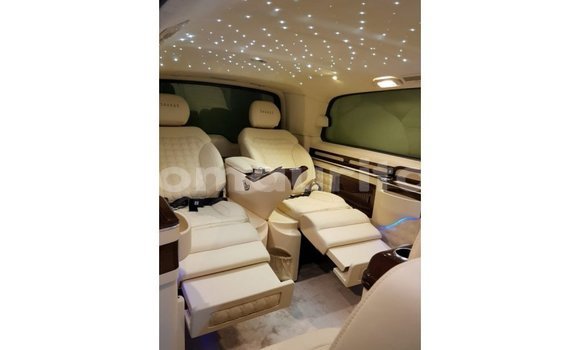 Buy Import Mercedes-Benz 250 Black Car in Import - Dubai in Adrar Buy Import Mercedes-Benz 250 Black Car in Import - Dubai in Adrar