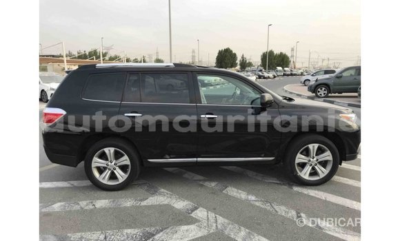 Acheter Import Voiture Toyota Highlander Noir à Import - Dubai, Adrar Acheter Import Voiture Toyota Highlander Noir à Import - Dubai, Adrar