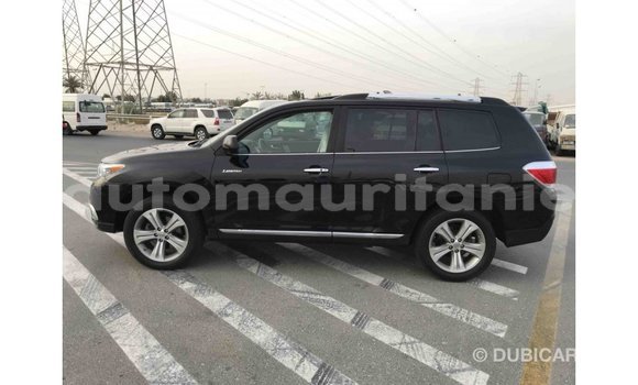 Acheter Import Voiture Toyota Highlander Noir à Import - Dubai, Adrar Acheter Import Voiture Toyota Highlander Noir à Import - Dubai, Adrar