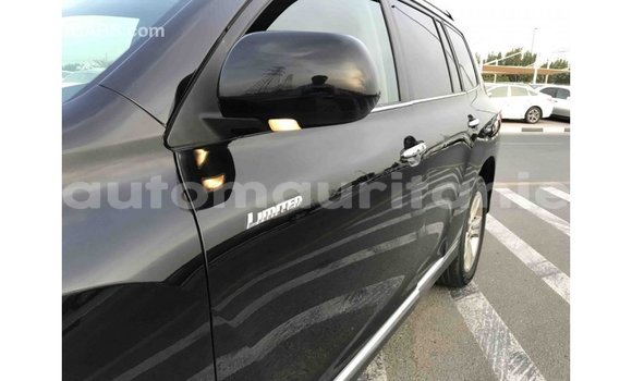 Acheter Import Voiture Toyota Highlander Noir à Import - Dubai, Adrar Acheter Import Voiture Toyota Highlander Noir à Import - Dubai, Adrar