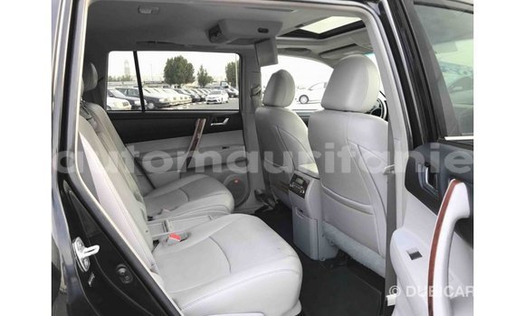 Acheter Import Voiture Toyota Highlander Noir à Import - Dubai, Adrar Acheter Import Voiture Toyota Highlander Noir à Import - Dubai, Adrar