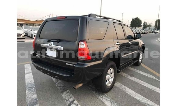 Acheter Import Utilitaire Toyota HiAce Noir à Import - Dubai, Adrar Acheter Import Utilitaire Toyota HiAce Noir à Import - Dubai, Adrar