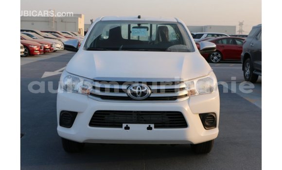 Buy Import Toyota Hilux White Car in Import - Dubai in Adrar Buy Import Toyota Hilux White Car in Import - Dubai in Adrar