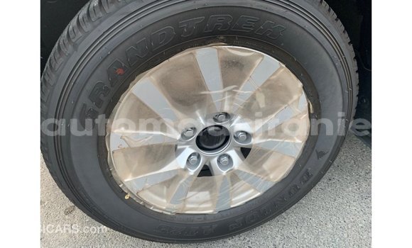 Acheter Import Voiture Toyota Land Cruiser Noir à Import - Dubai, Adrar Acheter Import Voiture Toyota Land Cruiser Noir à Import - Dubai, Adrar
