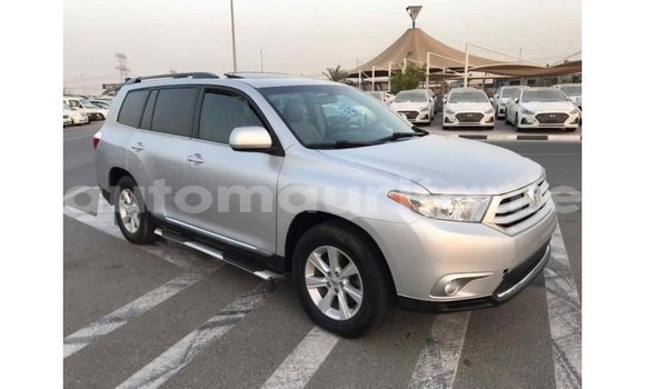 Acheter Import Voiture Toyota Highlander Autre à Import - Dubai, Adrar Acheter Import Voiture Toyota Highlander Autre à Import - Dubai, Adrar