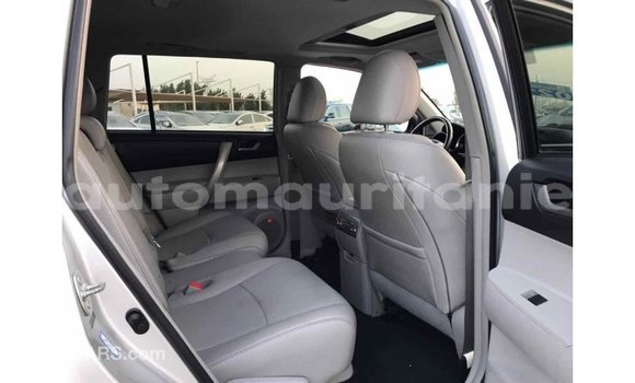 Acheter Import Voiture Toyota Highlander Autre à Import - Dubai, Adrar Acheter Import Voiture Toyota Highlander Autre à Import - Dubai, Adrar