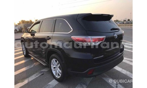 Acheter Import Voiture Toyota Highlander Noir à Import - Dubai, Adrar Acheter Import Voiture Toyota Highlander Noir à Import - Dubai, Adrar