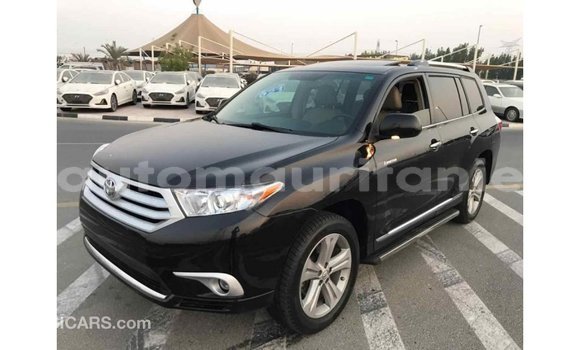 Acheter Import Voiture Toyota Highlander Noir à Import - Dubai, Adrar Acheter Import Voiture Toyota Highlander Noir à Import - Dubai, Adrar