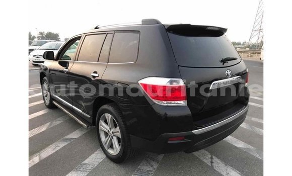 Acheter Import Voiture Toyota Highlander Noir à Import - Dubai, Adrar Acheter Import Voiture Toyota Highlander Noir à Import - Dubai, Adrar