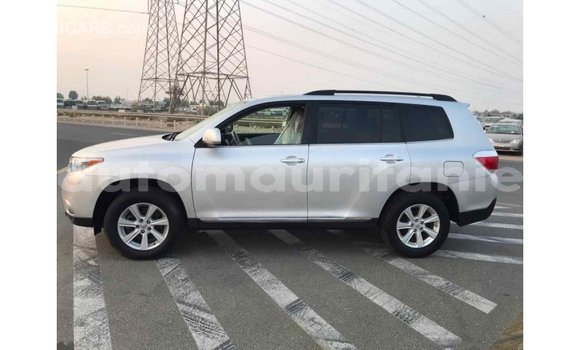 Acheter Import Voiture Toyota Highlander Autre à Import - Dubai, Adrar Acheter Import Voiture Toyota Highlander Autre à Import - Dubai, Adrar