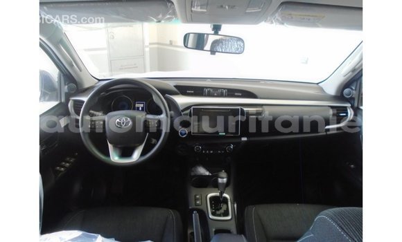 Buy Import Toyota Hilux White Car in Import - Dubai in Adrar Buy Import Toyota Hilux White Car in Import - Dubai in Adrar