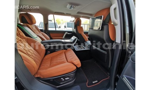 Buy Import Toyota Land Cruiser Black Car in Import - Dubai in Adrar Buy Import Toyota Land Cruiser Black Car in Import - Dubai in Adrar