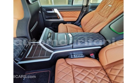 Buy Import Toyota Land Cruiser Black Car in Import - Dubai in Adrar Buy Import Toyota Land Cruiser Black Car in Import - Dubai in Adrar