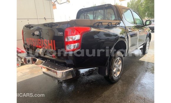 Acheter Import Voiture Mitsubishi L200 Noir à Import - Dubai, Adrar Acheter Import Voiture Mitsubishi L200 Noir à Import - Dubai, Adrar