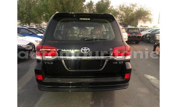 Acheter Import Voiture Toyota Land Cruiser Noir à Import - Dubai, Adrar Acheter Import Voiture Toyota Land Cruiser Noir à Import - Dubai, Adrar
