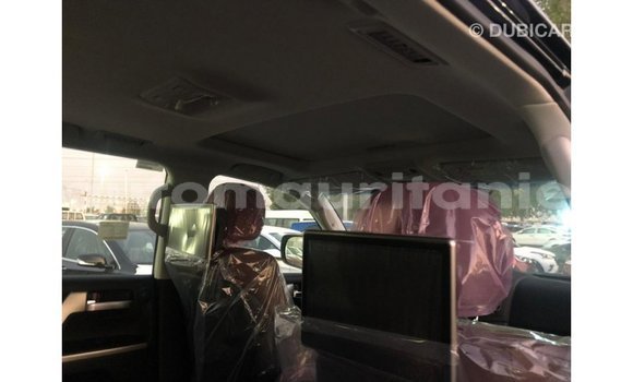 Acheter Import Voiture Toyota Land Cruiser Noir à Import - Dubai, Adrar Acheter Import Voiture Toyota Land Cruiser Noir à Import - Dubai, Adrar