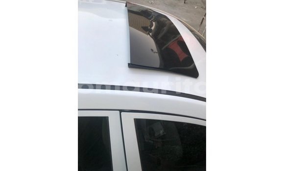 Acheter Import Voiture Geely Emgrand 7 Blanc à Import - Dubai, Adrar Acheter Import Voiture Geely Emgrand 7 Blanc à Import - Dubai, Adrar