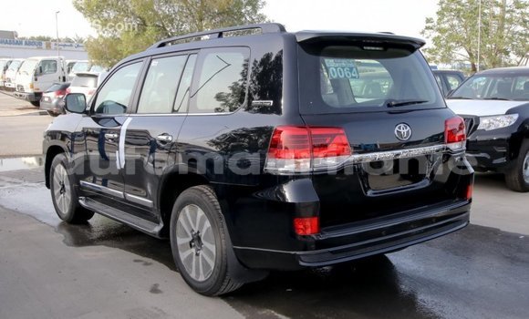 Buy Import Toyota Land Cruiser Black Car in Import - Dubai in Adrar Buy Import Toyota Land Cruiser Black Car in Import - Dubai in Adrar