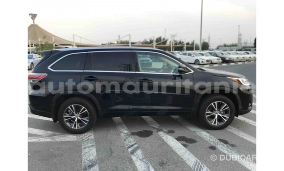 Acheter Import Voiture Toyota Highlander Noir à Import - Dubai, Adrar Acheter Import Voiture Toyota Highlander Noir à Import - Dubai, Adrar