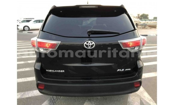 Acheter Import Voiture Toyota Highlander Noir à Import - Dubai, Adrar Acheter Import Voiture Toyota Highlander Noir à Import - Dubai, Adrar