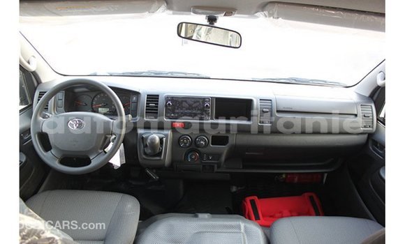 Buy Import Toyota Hiace White Car in Import - Dubai in Adrar Buy Import Toyota Hiace White Car in Import - Dubai in Adrar