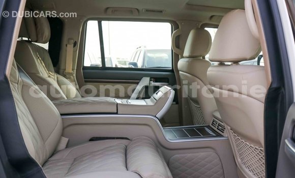 Buy Import Toyota Land Cruiser White Car in Import - Dubai in Adrar Buy Import Toyota Land Cruiser White Car in Import - Dubai in Adrar