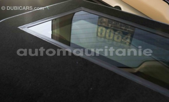 Buy Import Toyota Land Cruiser White Car in Import - Dubai in Adrar Buy Import Toyota Land Cruiser White Car in Import - Dubai in Adrar