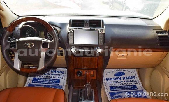 Acheter Import Voiture Toyota Prado Blanc à Import - Dubai, Adrar Acheter Import Voiture Toyota Prado Blanc à Import - Dubai, Adrar