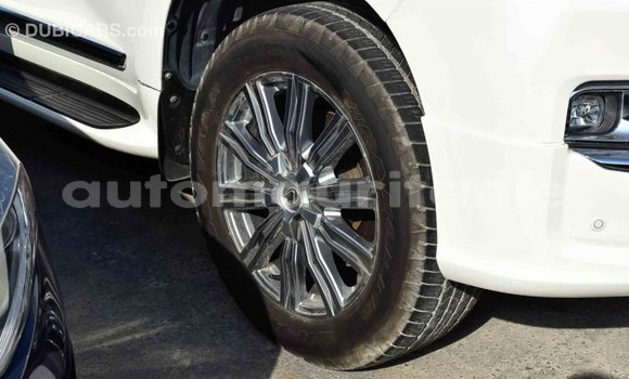 Acheter Import Voiture Toyota Land Cruiser Blanc à Import - Dubai, Adrar Acheter Import Voiture Toyota Land Cruiser Blanc à Import - Dubai, Adrar