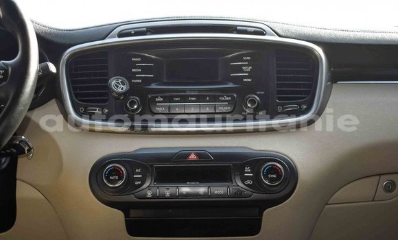 Acheter Import Voiture Kia Sorento Marron à Import - Dubai, Adrar Acheter Import Voiture Kia Sorento Marron à Import - Dubai, Adrar